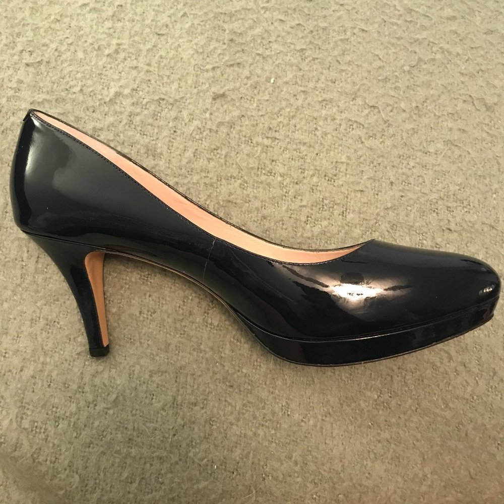 NEVER WORN Vince Camuto Platform Pumps